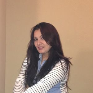 Meet your Posher, Lorena